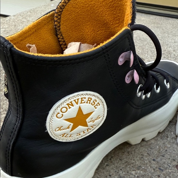Converse Chuck Taylor All Star Gore-Tex Waterproof Lugged High Top Sneaker - Picture 8 of 14